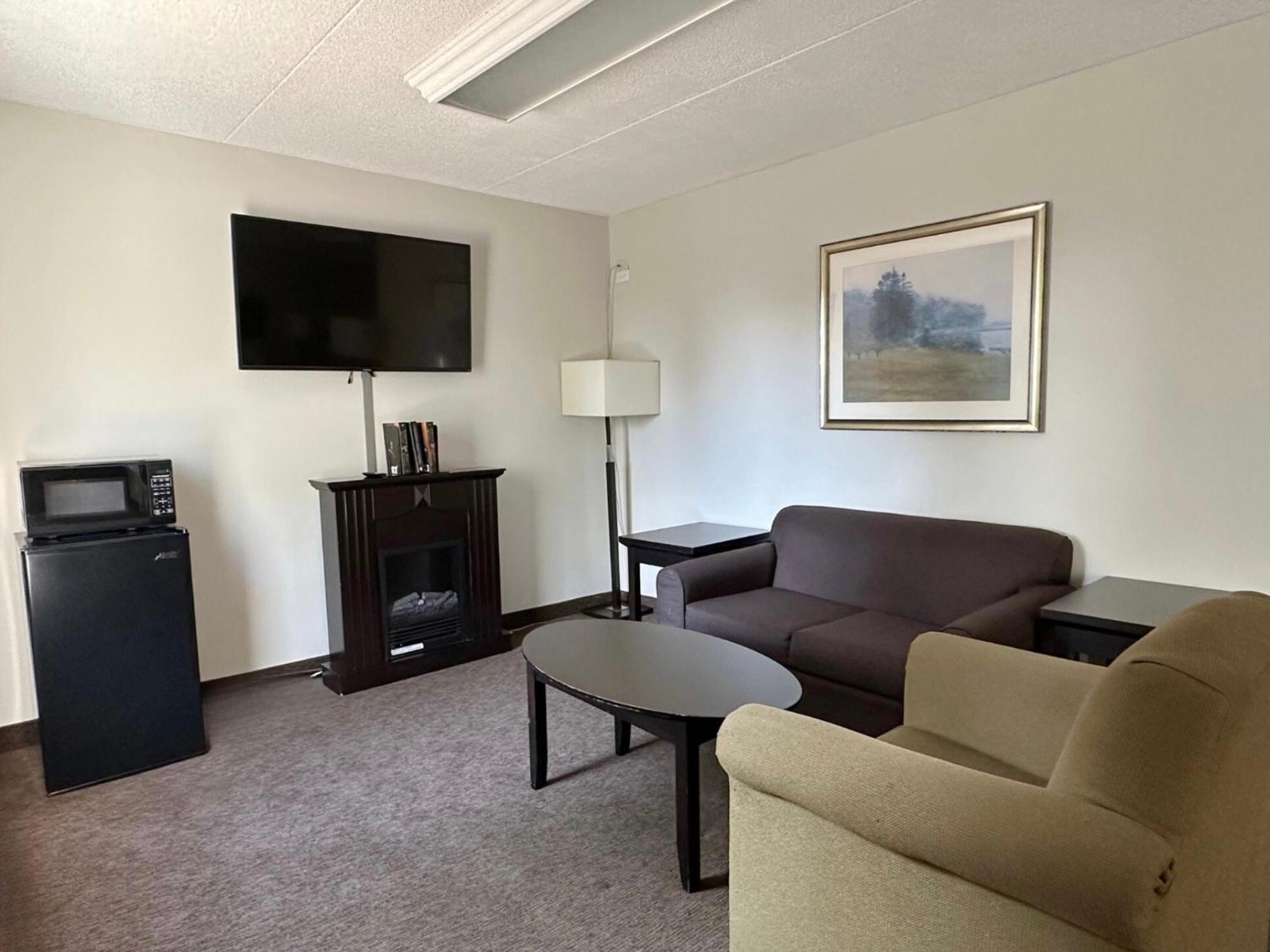 ทราเวลลอดจ์ เวลแลนด์ Hotel ภายนอก รูปภาพ